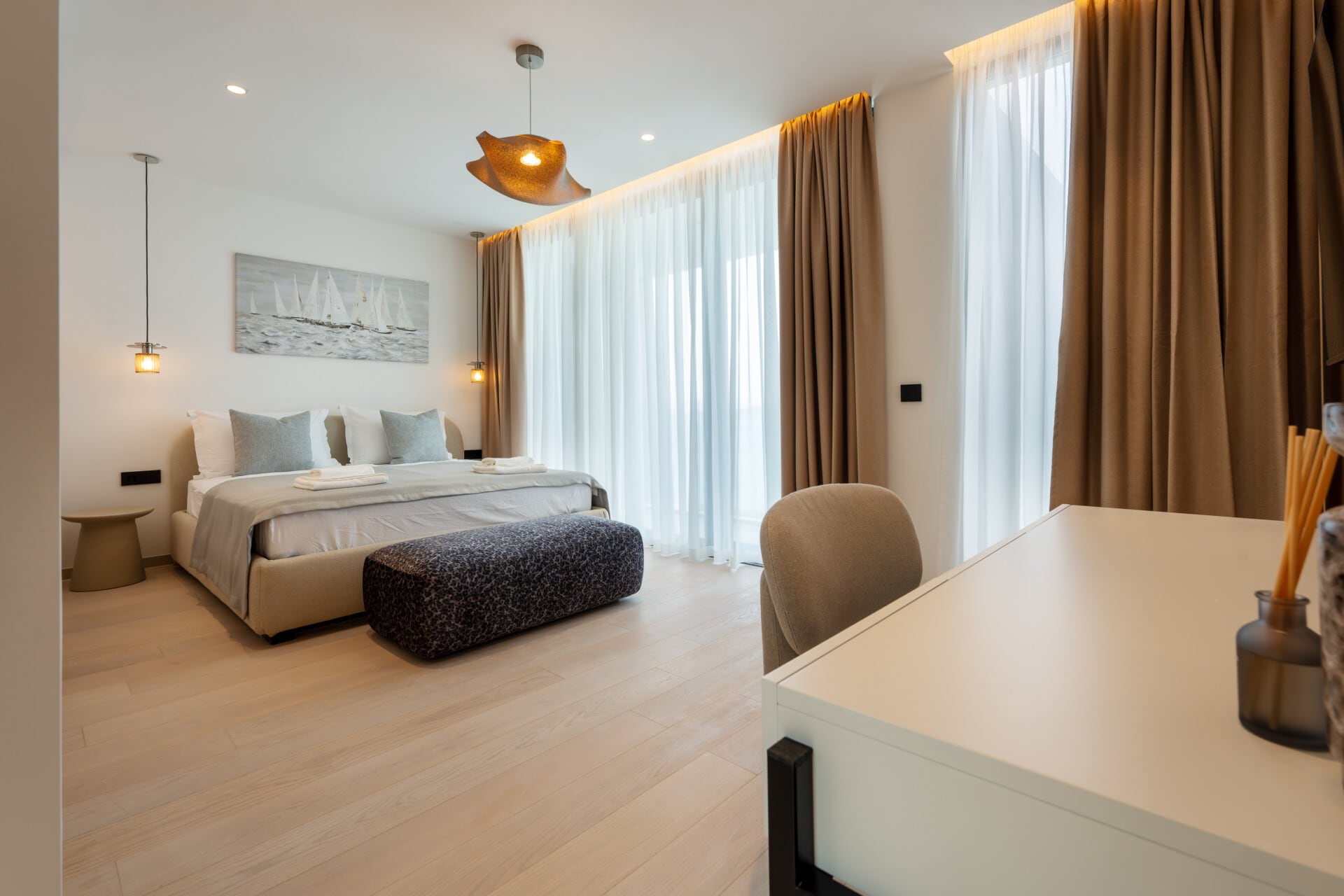 Luksuzna vila s bazenom, 70 m od mora, Brela
